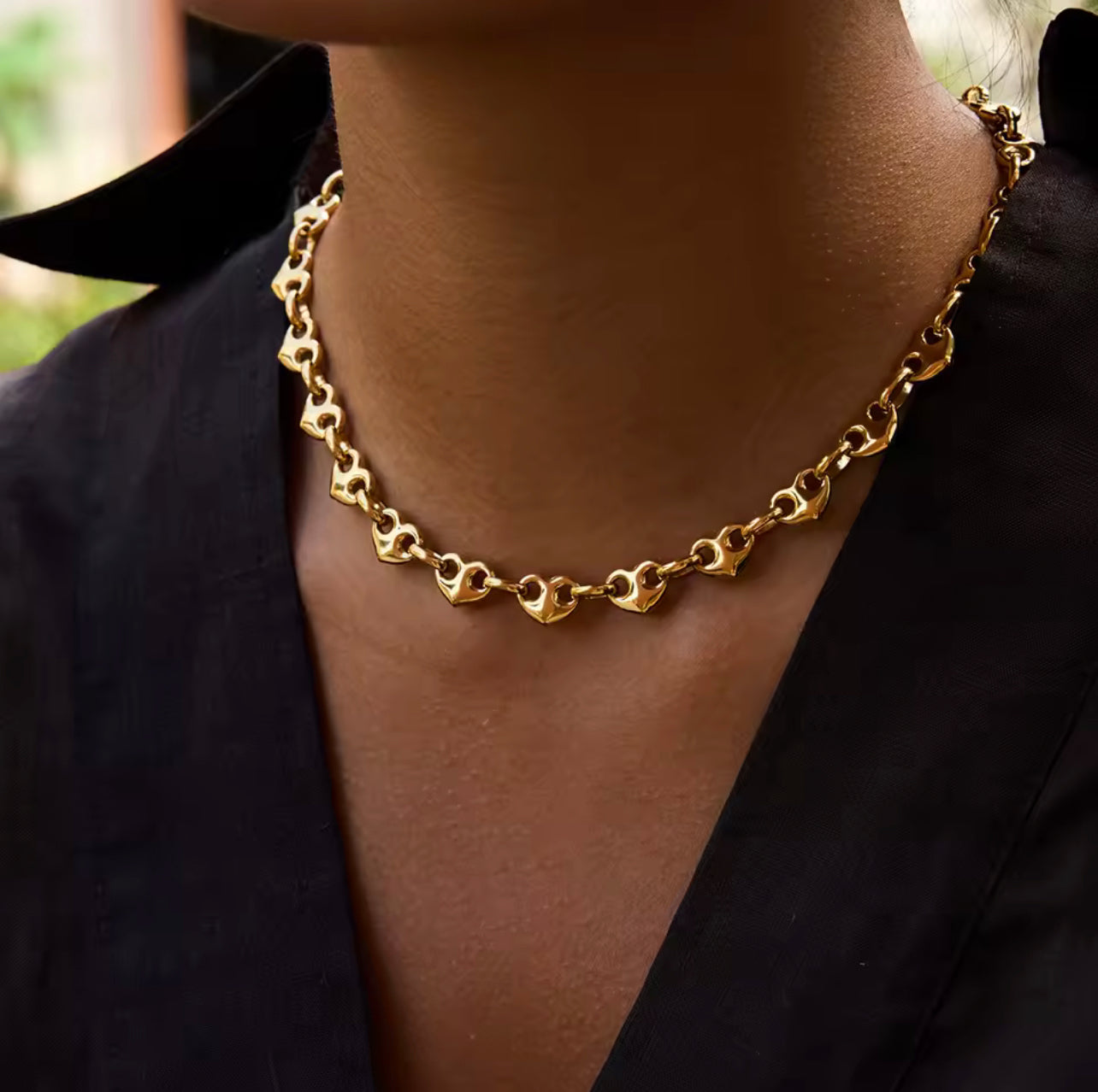 ALYA - Herzförmige Choker Halskette